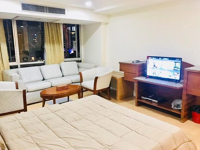 รูป ให้เช่า Trendy Condominium. สตูดิโอ 35ตร.ม. ว่างพร้อมอยู่ Line id: @pfgent - รูปที่ 2/9