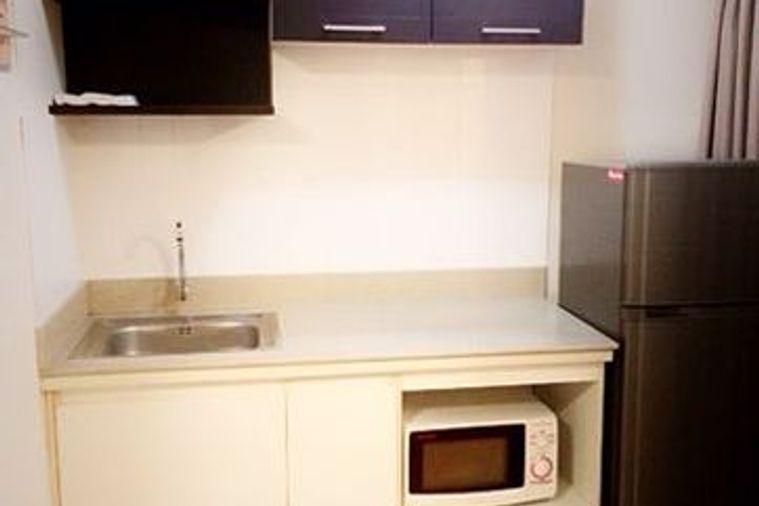 picture G 3625💙 中国客户，请加微信。(在联系方式的旁边)For rent LUMPINI CONDOTOWN RATTANA THIBET Line❤️💜@condopremium💜❤️ - 6/10