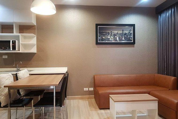 picture G 4265💙中国客户，请加微信。(在联系方式的旁边) For rent Hotel Serviced Condo Line❤️💜@condopremium💜❤️Ready to move in ⬛🟨 📞 065 695 3645🟨⬛ - 5/9