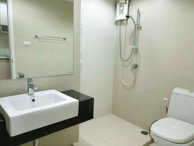 รูป WP2145 คอนโดให้เช่า Belle Grand Rama 9 (เบ็ล แกรนด์ พระราม 9) ห้องสวย เฟอร์ครบ มีเครื่องซักผ้า ราคาพิเศษ - รูปที่ 18/21