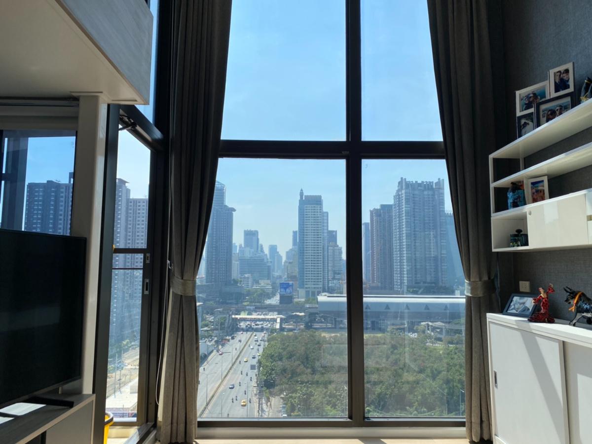 รูป F12033 คอนโดให้เช่า Chewathai Residence Asoke (ชีวาทัย เรสซิเดนซ์ อโศก) ห้องสวย เฟอร์ครบ มีเครื่องซักผ้า ราคาพิเศษ - รูปที่ 6/14