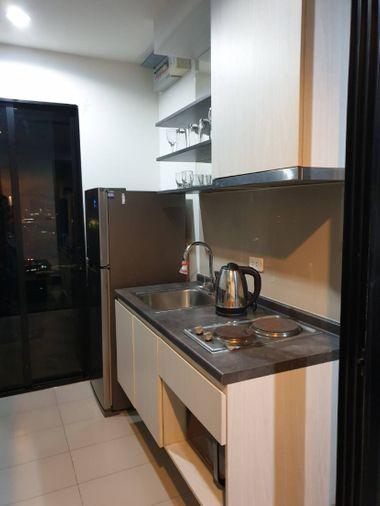 รูป F12026 คอนโดให้เช่า The Base Park West Sukhumvit 77 (เดอะ เบส พาร์ค เวสต์ สุขุมวิท 77) ห้องสวย เฟอร์ครบ มีเครื่องซักผ้า ราคาพิเศษ - รูปที่ 6/8