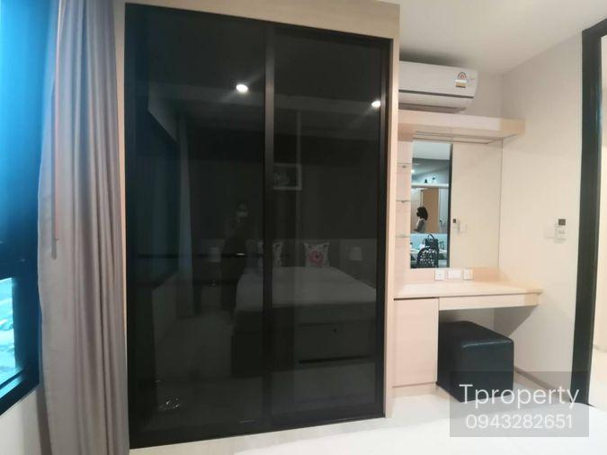 รูป T1010 คอนโดให้เช่า Life Asoke (ไลฟ์ อโศก) ห้องสวย เฟอร์ครบ มีเครื่องซักผ้า ราคาพิเศษ - รูปที่ 3/11