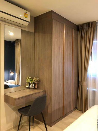 รูป T1009 คอนโดให้เช่า Life Asoke (ไลฟ์ อโศก) ห้องสวย เฟอร์ครบ มีเครื่องซักผ้า ราคาพิเศษ - รูปที่ 3/9