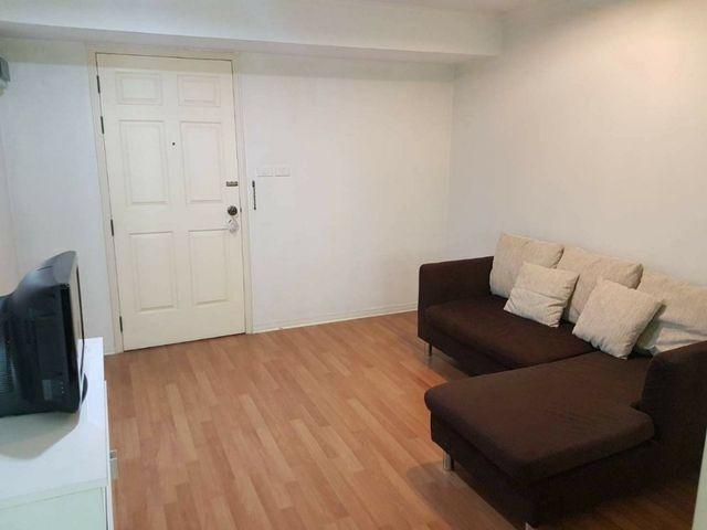 รูป ขายคอนโด 1 ห้องนอน Lumpini Place Ratchada Thapra 34.00 ตร.ม. ชั้น 12 ตึก A วิว สระว่ายน้ำ ระเบียงกว้าง - รูปที่ 1/7