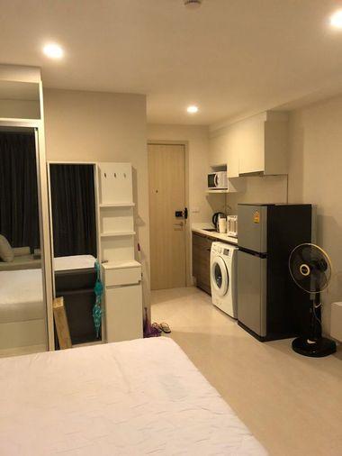 picture Condolette Pixel Sathorn, studio 22.26 square meters, Floor 4, Building B, pool view, MRT Lumpini - 7/12