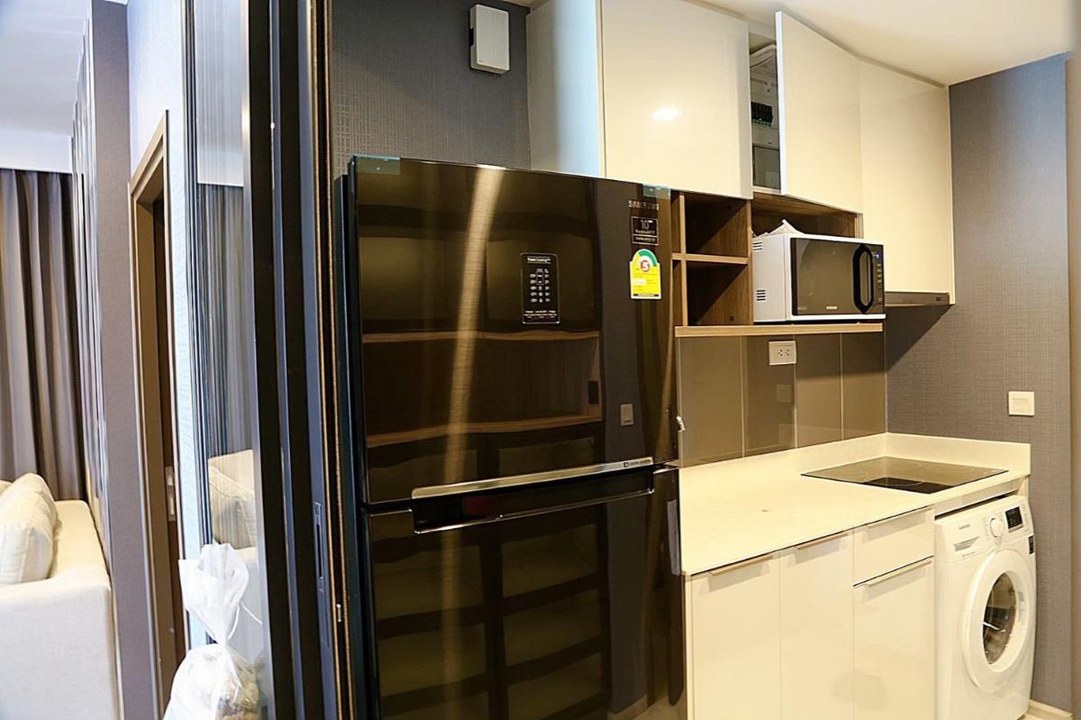รูป T1054 คอนโดให้เช่า Ideo Mobi Asoke (ไอดีโอ โมบิ อโศก) ห้องสวย เฟอร์ครบ มีเครื่องซักผ้า ราคาพิเศษ - รูปที่ 12/13
