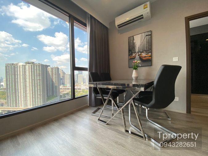 รูป T1055 คอนโดให้เช่า Ideo Mobi Asoke (ไอดีโอ โมบิ อโศก) ห้องสวย เฟอร์ครบ มีเครื่องซักผ้า ราคาพิเศษ - รูปที่ 10/19