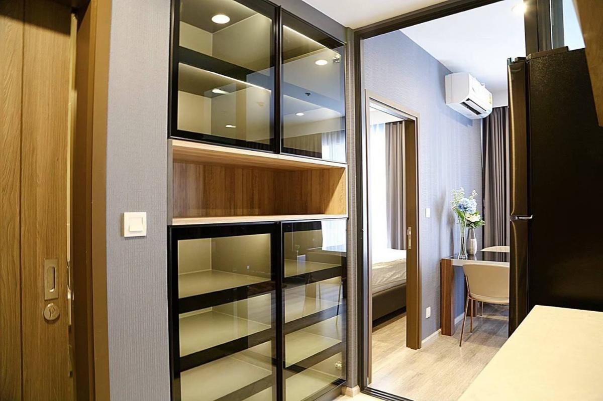 รูป T1054 คอนโดให้เช่า Ideo Mobi Asoke (ไอดีโอ โมบิ อโศก) ห้องสวย เฟอร์ครบ มีเครื่องซักผ้า ราคาพิเศษ - รูปที่ 9/13
