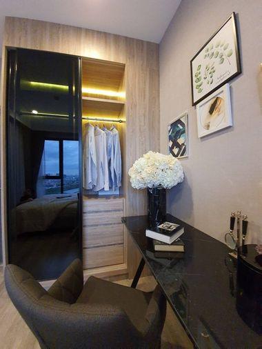 รูป T1053 คอนโดให้เช่า Ideo Mobi Asoke (ไอดีโอ โมบิ อโศก) ห้องสวย เฟอร์ครบ มีเครื่องซักผ้า ราคาพิเศษ - รูปที่ 2/6