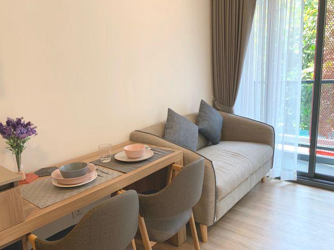 รูป T1110 คอนโดให้เช่า Taka Haus Ekamai 12 (ทากะ เฮาส์ เอกมัย 12) ห้องสวย เฟอร์ครบ มีเครืืองซักผ้า ราคาพิเศษ - รูปที่ 5/11