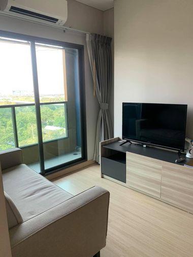 รูป T1158 คอนโดให้เช่า Lumpini Suite Phetchaburi - Makkasan (ลุมพินี สวีท เพชรบุรี-มักกะสัน) ห้องสวย เฟอร์ครบ มีเครื่องซักผ้า ราคาพิเศษ - รูปที่ 4/11