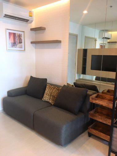รูป T1151 คอนโดให้เช่า Rhythm Sukhumvit 36 - 38 (ริทึ่ม สุขุมวิท 36-38) ห้องสวย เฟอร์ครบ มีเครื่องซักผ้า ราคาพิเศษ - รูปที่ 7/10
