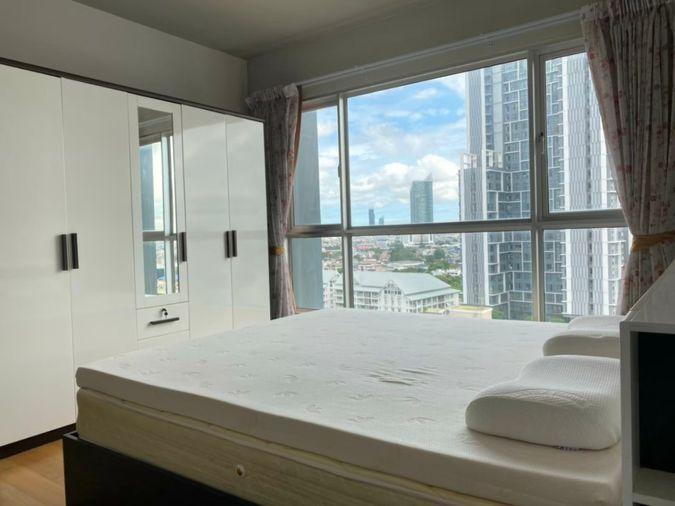 รูป P-106154 🔥 ขายคอนโดติด BTS! Hive Sathorn (49 ตร.ม.) ชั้น 16 วิวเมืองสวย ห้องใหญ่ พร้อมเครื่องซักผ้า : BTS กรุงธนบุรี Line: @easythaihome 085-592-2897 - รูปที่ 1/14