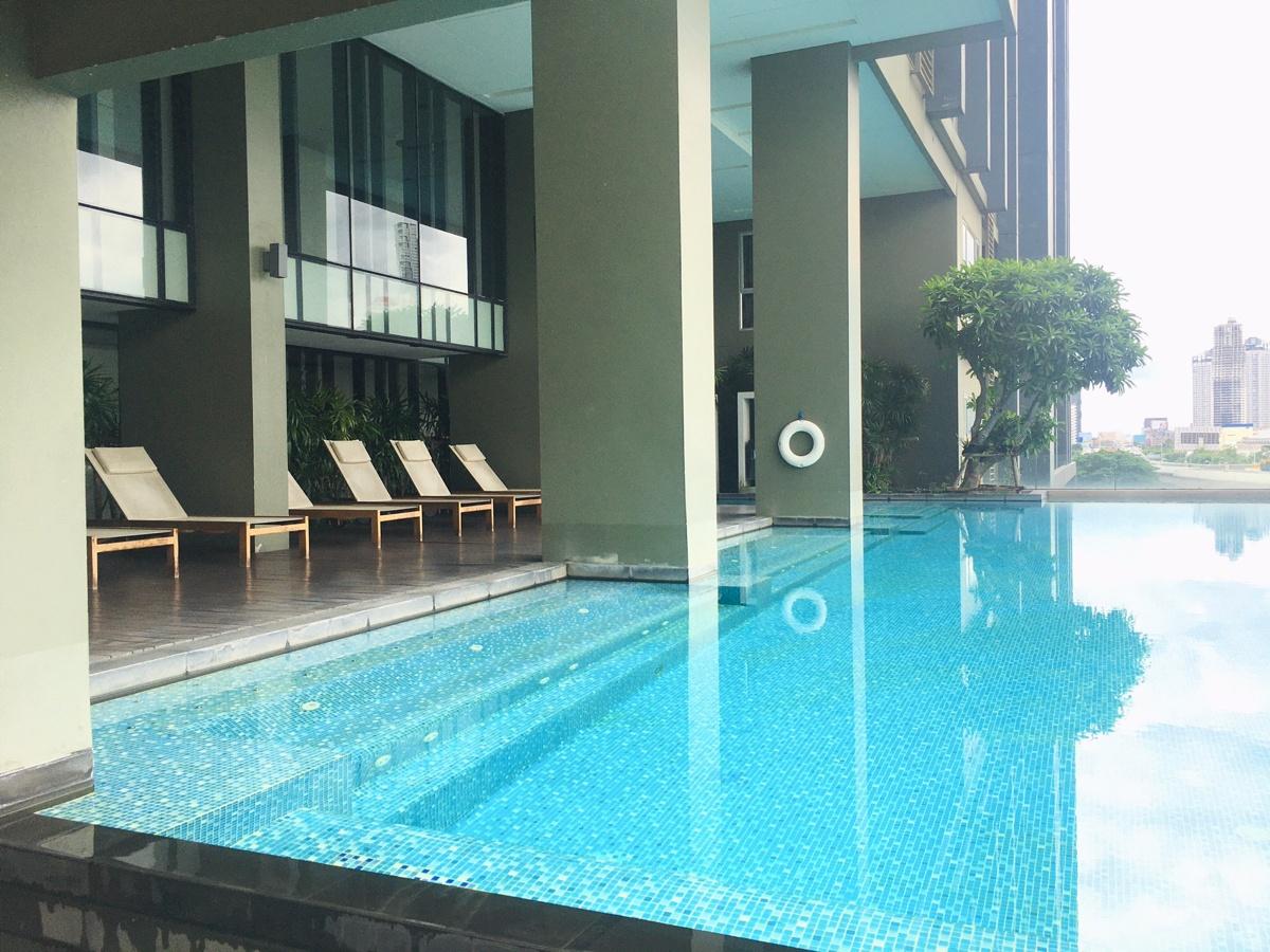 รูป TT1002 คอนโดให้เช่า Hive Sathorn (ไฮฟ์ สาทร) ห้องสวย เฟอร์ครบ มีเครื่องซักผ้า ราคาพิเศษ - รูปที่ 14/19