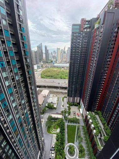 picture Condo for rent Life Asoke Rama 9, fully furnished, ready to move in - 10/10