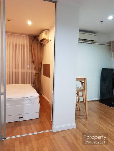 รูป T1211 คอนโดให้เช่า Lumpini Place Rama 4 - Kluaynamthai (ลุมพินี เพลส พระราม 4-กล้วยน้ำไท) ห้องสวย เฟอร์ครบ มีเครื่องซักผ้า ราคาพิเศษ - รูปที่ 6/11