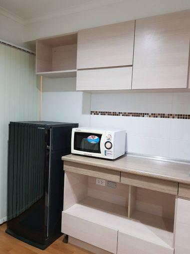รูป T1211 คอนโดให้เช่า Lumpini Place Rama 4 - Kluaynamthai (ลุมพินี เพลส พระราม 4-กล้วยน้ำไท) ห้องสวย เฟอร์ครบ มีเครื่องซักผ้า ราคาพิเศษ  - รูปที่ 8/11
