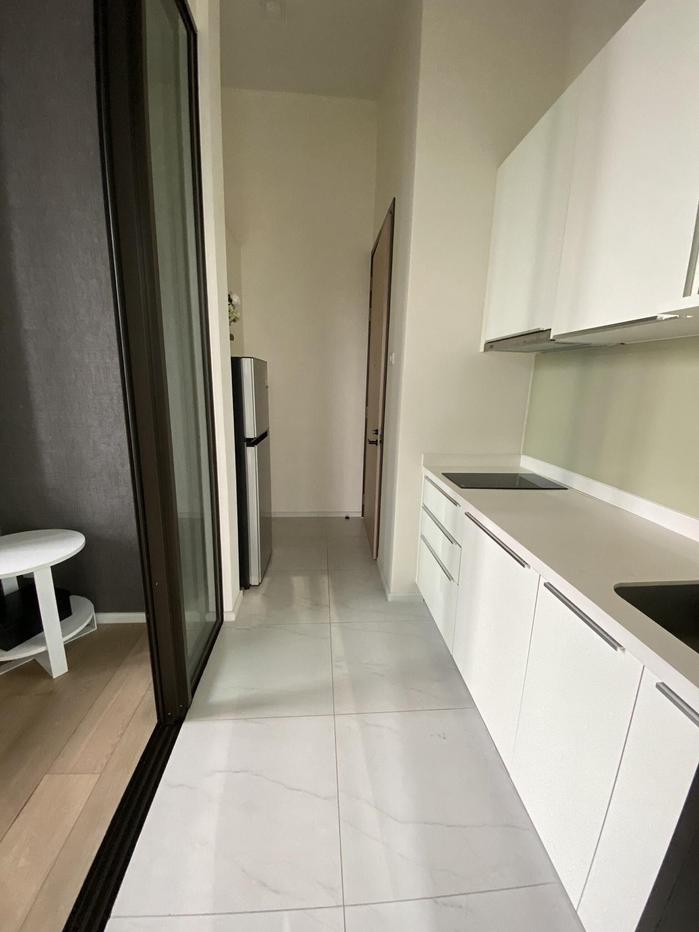 รูป T1208 คอนโดให้เช่า Chewathai Residence Asoke (ชีวาทัย เรสซิเดนซ์ อโศก) ห้องสวย เฟอร์ครบ มีเครื่องซักผ้า ราคาพิเศษ - รูปที่ 10/13
