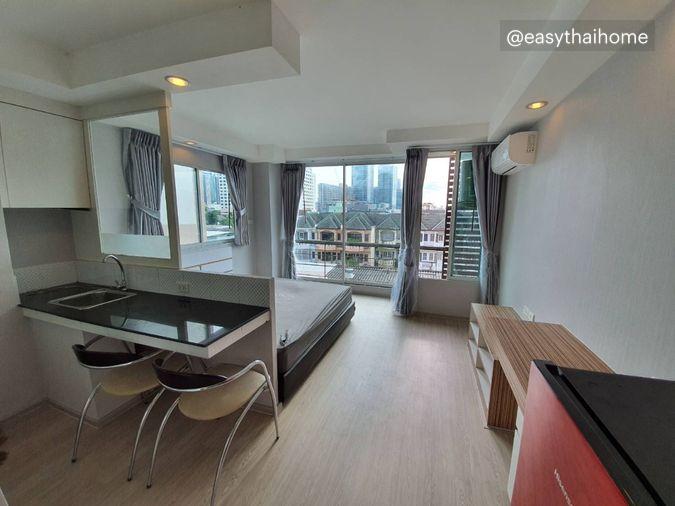 รูป P-108657 — ขายคอนโด ชั้น 5 Humble Living ห้องสตูดิโอ วิวเมือง ใกล้ MRT สุทธิสาร 085-592-2897 Line: @easythaihome - รูปที่ 1/4