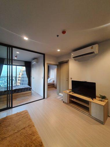 รูป T1216 คอนโดให้เช่า LIFE Asoke - Rama 9 (ไลฟ์ อโศก - พระราม 9) ห้องสวย เฟอร์ครบ มีเครื่องซักผ้า ราคาพิเศษ  - รูปที่ 3/9