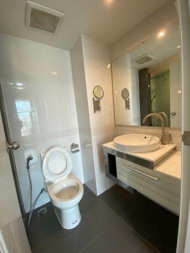 picture G 6550🚨 中国客户，请加微信。(在联系方式的旁边) For rent JW Condo @ Donmuang Line❤️💜@condopremium💜❤️Ready to move in ⬛🟨 📞 065 695 3645🟨⬛ - 11/13