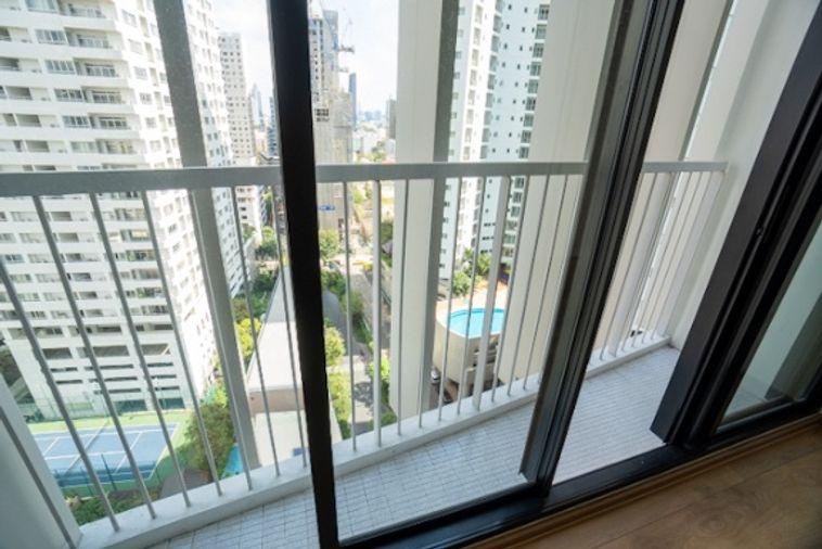 picture Park24 Sukhumvit 24, 2 beds 1 bath 52 sqm.,corner unit 14th Fl. Building 2 near Emporium, BTS Phrom Phong - 4/17