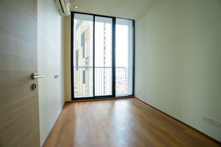 picture Park24 Sukhumvit 24, 2 beds 1 bath 52 sqm.,corner unit 14th Fl. Building 2 near Emporium, BTS Phrom Phong - 11/17