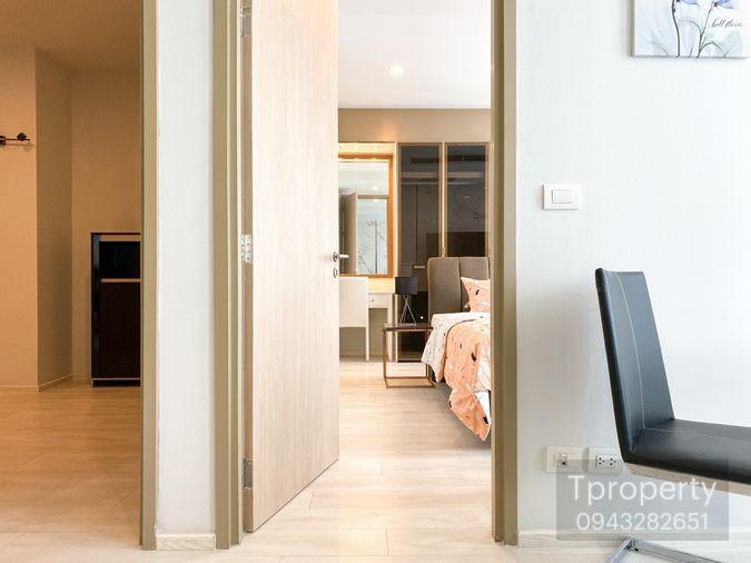 รูป TS1004 คอนโดให้เช่า Noble Ploenchit (โนเบิล เพลินจิต)ห้องมุม ห้องสวย เฟอร์ครบ มีเครื่องซักผ้า ราคาพิเศษ - รูปที่ 5/14
