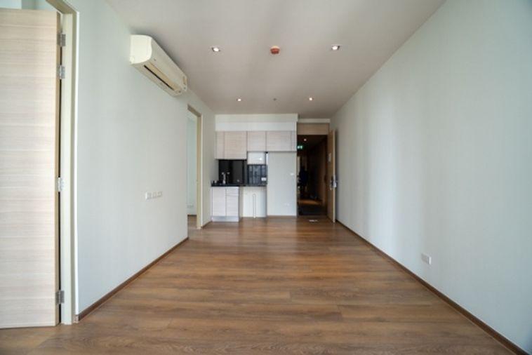 picture Park24 Sukhumvit 24, 2 beds 1 bath 52 sqm.,corner unit 14th Fl. Building 2 near Emporium, BTS Phrom Phong - 3/17