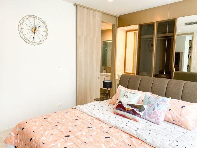 รูป TS1004 คอนโดให้เช่า Noble Ploenchit (โนเบิล เพลินจิต)ห้องมุม ห้องสวย เฟอร์ครบ มีเครื่องซักผ้า ราคาพิเศษ - รูปที่ 3/14