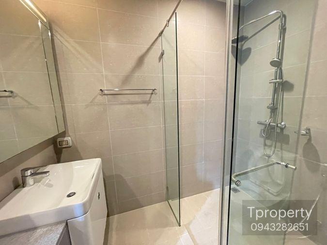 รูป TS1002 คอนโดให้เช่า Noble Ploenchit (โนเบิล เพลินจิต) ห้องสวย เฟอร์ครบ มีเครื่องซักผ้า ราคาพิเศษ - รูปที่ 12/15