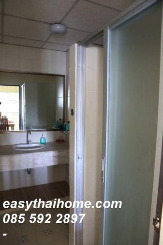 รูป P-88235 — ขายคอนโดห้องใหญ่ 109 ตร.ม. วิวสระ ใกล้ทางด่วนบางนา - Country Complex ราคา 3.95 ล้านบาท โทร 085-592-2897 Line: @easythaihome - รูปที่ 23/23