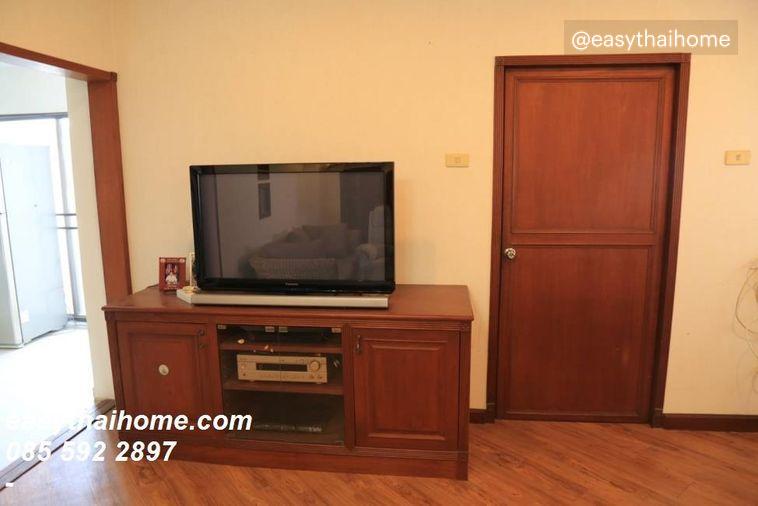รูป P-88235 — ขายคอนโดห้องใหญ่ 109 ตร.ม. วิวสระ ใกล้ทางด่วนบางนา - Country Complex ราคา 3.95 ล้านบาท โทร 085-592-2897 Line: @easythaihome - รูปที่ 9/23