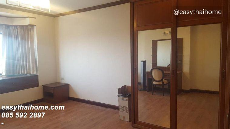 รูป P-88235 — ขายคอนโดห้องใหญ่ 109 ตร.ม. วิวสระ ใกล้ทางด่วนบางนา - Country Complex ราคา 3.95 ล้านบาท โทร 085-592-2897 Line: @easythaihome - รูปที่ 6/23