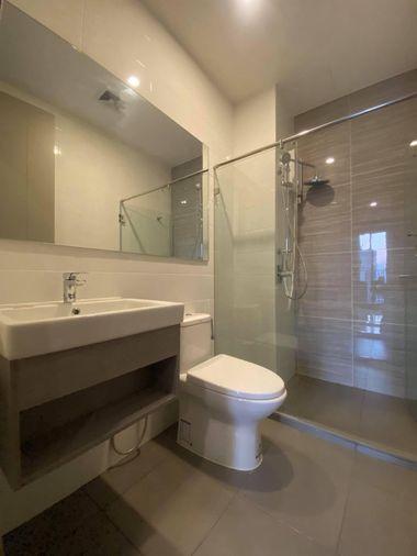 รูป TG1005 คอนโดให้เช่า Knightsbridge Prime Onnut (ไนท์บริดจ์ ไพร์ม อ่อนนุช) ห้องใหม่ ห้องสวย เฟอร์ครบ มีเครื่องซักผ้า ราคาพิเศษ - รูปที่ 5/12