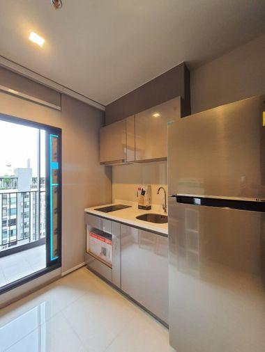 รูป TY1030 คอนโดให้เช่า LIFE Asoke - Rama 9 (ไลฟ์ อโศก - พระราม 9) ห้องสวย เฟอร์ครบ มีเครื่องซักผ้า ราคาพิเศษ  - รูปที่ 9/13