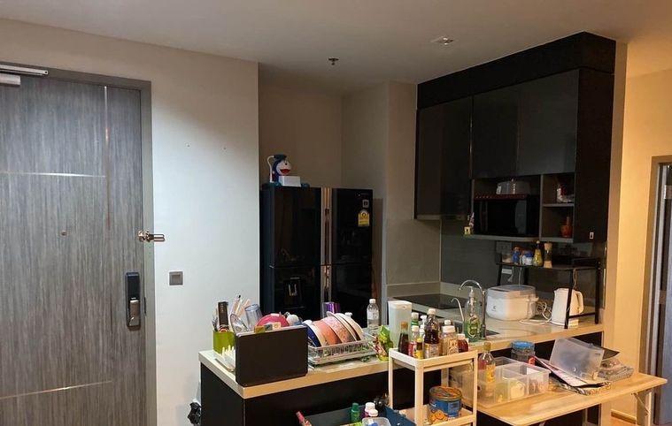 picture Q Prasarnmit    Size 73 sq m  2 bedrooms 2 bathrooms  6th floor - 3/8