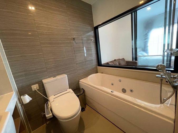 picture  Knightsbridge the Ocean Sriracha - 2/8