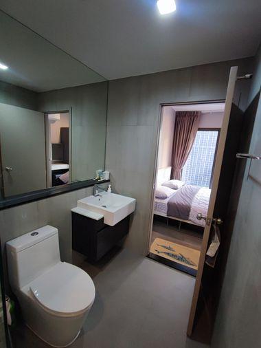 รูป ให้เช่าคอนโด เดอะโพลิแทนอควา The​ Politan​ Aqua ห้องใหม่ พร้อมเครื่องซักผ้า เฟอร์นิเจอร์ เครื่องใช้ไฟฟ้าครบ​ ตึกติดริมน้ำ - รูปที่ 9/33