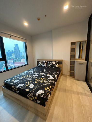 picture FOR RENT : Life One Wireless (BTS Ploenjit) (RT-01) - 1/9