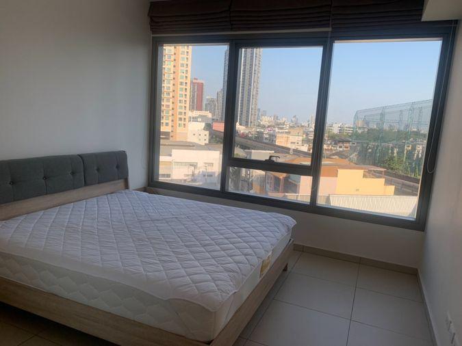 รูป P-34302 — ขายคอนโดพร้อมผู้เช่า ชั้น 8 The Lofts Ekkamai ทำเลพรีเมียม ใกล้ BTS เอกมัย 085-592-2897 Line: @easythaihome - รูปที่ 1/8