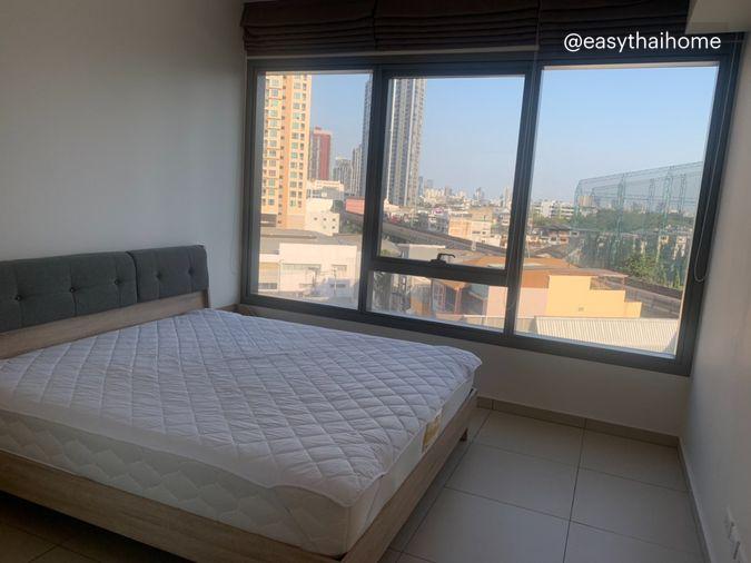 รูป P-34302 — ขายคอนโดพร้อมผู้เช่า ชั้น 8 The Lofts Ekkamai ทำเลพรีเมียม ใกล้ BTS เอกมัย 085-592-2897 Line: @easythaihome - รูปที่ 1/8
