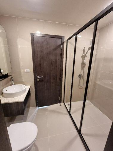 รูป Rds-0378 ให้เช่าคอนโด XT Huaikwhang นัดชมห้อง 👉line : @propertyfinder  - รูปที่ 5/5