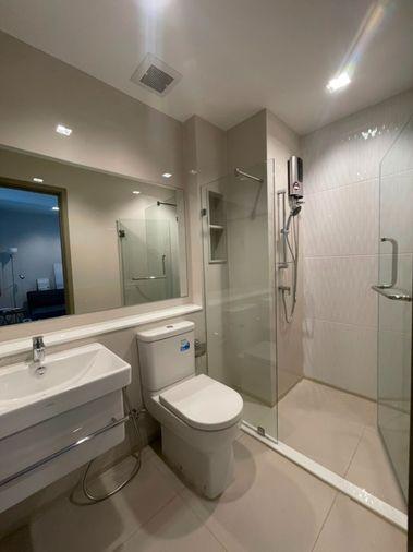 รูป Rds-0553 ให้เช่าคอนโด  Life Asoke-Rama9 นัดชมห้อง 👉line : @propertyfinder  - รูปที่ 12/19