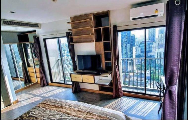 picture corner Room 1Bed 1Bath  Noble refine BTS Promphong 200m. LineID : @Habitant (with@ Ahead)  - 8/9