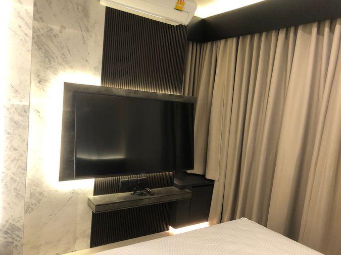 picture  Life One Wireless     2 bedrooms, 1 bathroom   35th floor - 9/12