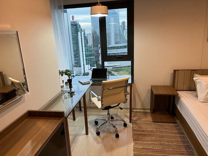 picture FOR RENT   :   Life one wireless  (ST-02) (Close to BTS Plenchit )  - 2/9
