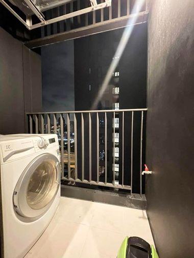 รูป Life Asoke Rama 9 ห้องหายาก ! เพียง 18,000 บาท คอนโดหรู พระราม 9 ตกแต่งพร้อม - รูปที่ 5/10