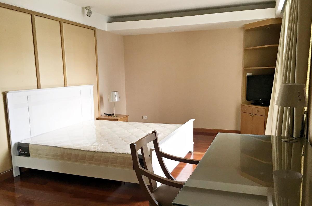 picture for rent Somkid Garden. 4bed 250sqm. Line id: @pfagent - 19/25